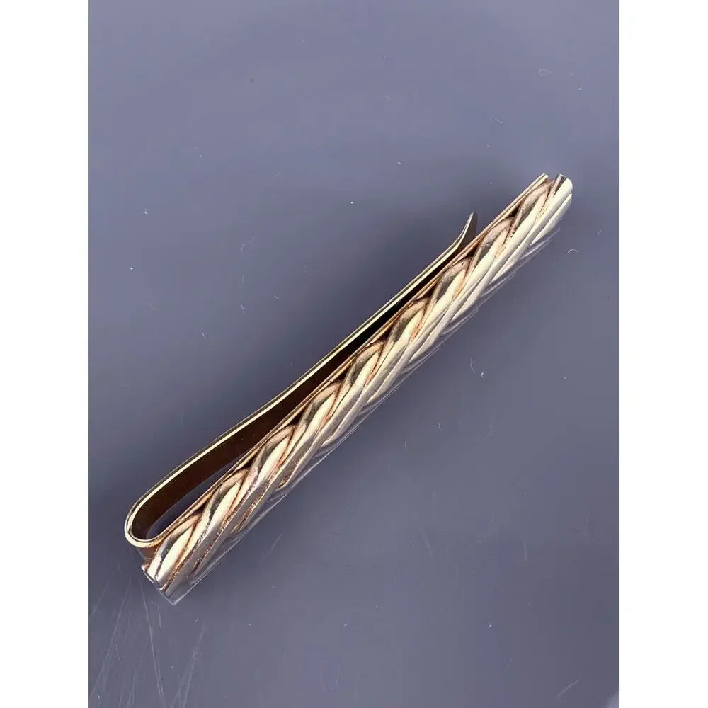 Twisted Rope Flat Chain Tie Clip Bar Gold Tone Cord Mid Century Wide Vintage